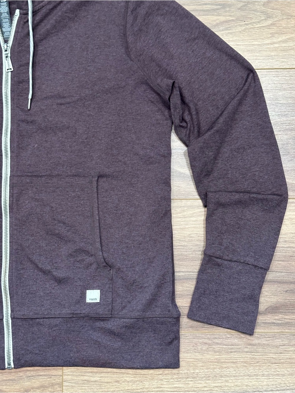 Vuori Halo Performance Full Zip Hoodie in Plum Purple Size Large - Picture 4 of 14